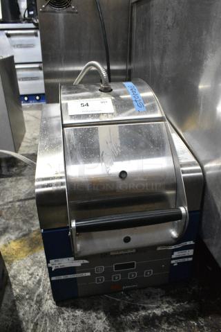 Electrolux HSPPUSAT Stainless Steel Commercial Countertop Electric Powered Panini Press. 208 Volts, 1 Phase.
