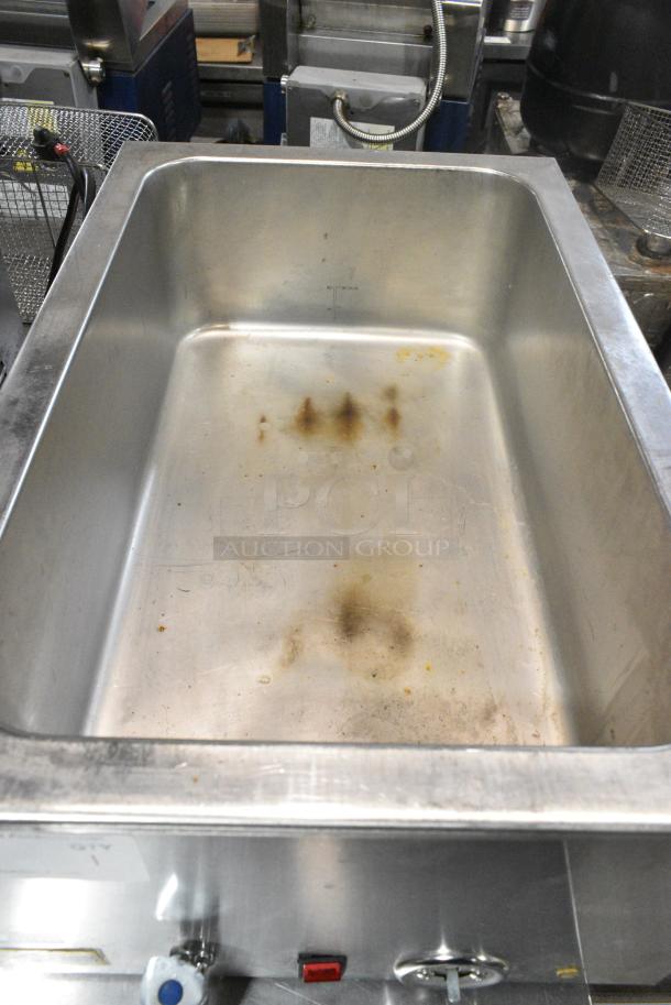 Omcan ZCK165AT-4 Stainless Steel Commercial Countertop Food Warmer. 120 Volts, 1 Phase. Tested and Working! - Image 4 of 6