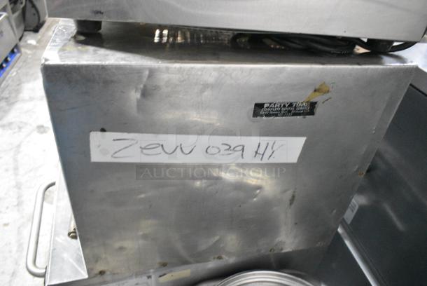 Stainless Steel Commercial Countertop Oven. Tested and Working! - Image 8 of 9