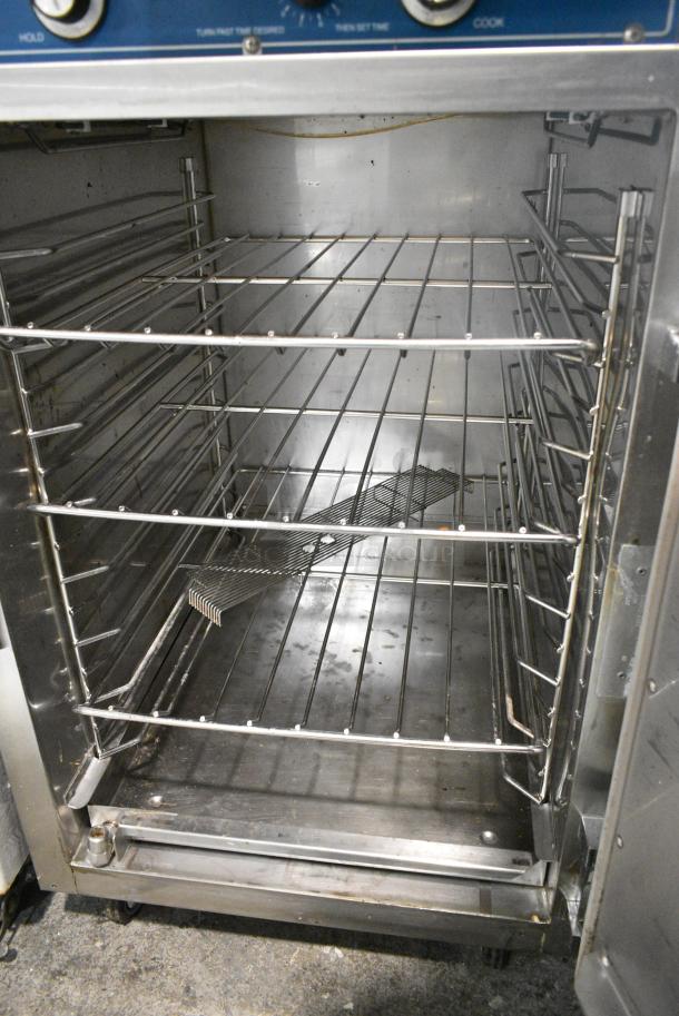 Alto Shaam 1000-TH/II Halo Heat Stainless Steel Commercial Cook N Hold Oven on Commercial Casters. 125 Volts, 1 Phase. Tested and Working! - Image 5 of 8