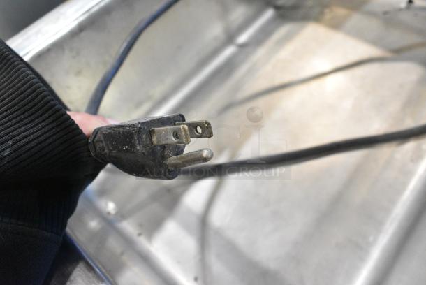 American Permanent Ware W-3V Stainless Steel Commercial Countertop Food Warmer. 120 Volts, 1 Phase. Tested and Working! - Image 4 of 4