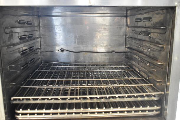 Stainless Steel Commercial Countertop Oven. 120 Volts, 1 Phase. Tested and Working! - Image 2 of 3