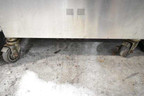 Alto Shaam 750-TH/II Halo Heat Stainless Steel Commercial Heated Holding Cabinet on Commercial Casters. 208-240 Volts, 1 Phase. - Image 3 of 6