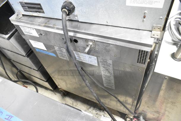 Alto Shaam 750-TH/II Halo Heat Stainless Steel Commercial Heated Holding Cabinet on Commercial Casters. 208-240 Volts, 1 Phase. - Image 4 of 6