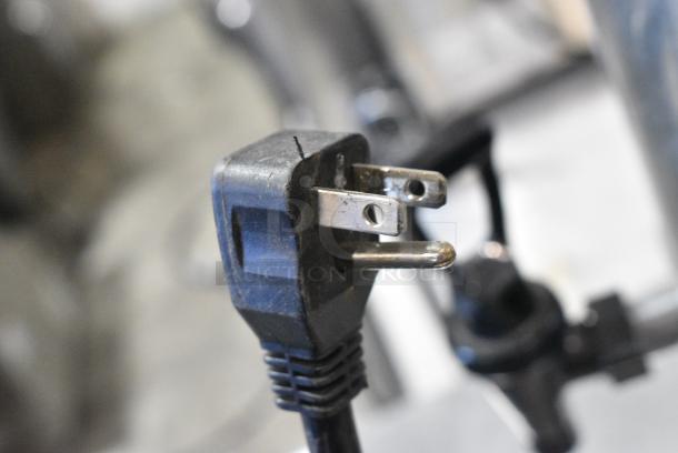 Ikon IUC28R Stainless Steel Commercial Single Door Undercounter Cooler. 115 Volts, 1 Phase. Tested and Working! - Image 4 of 4