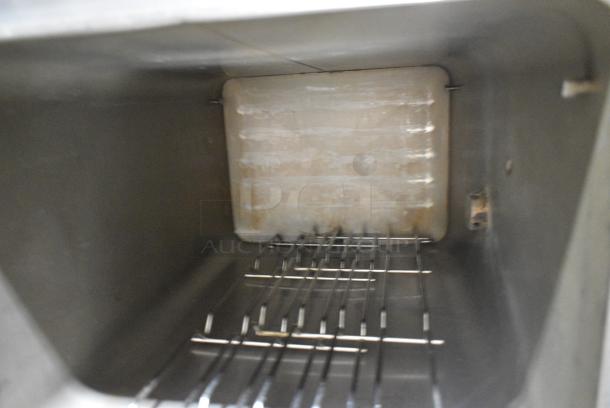 Vulcan C24EA3 Stainless Steel Commercial Countertop Steam Cabinet. 208/240 Volts, 1/3 Phase. - Image 3 of 6