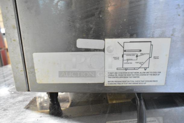 Vollrath Stainless Steel Commercial Countertop Conveyor Toaster Oven. 208 Volts, 1 Phase. - Image 3 of 4