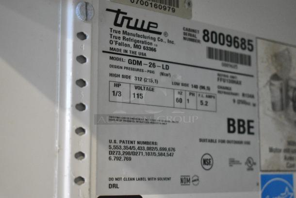 True GDM-26-LD Metal Commercial Single Door Reach In Cooler Merchandiser w/ Poly Coated Racks. 115 Volts, 1 Phase. Tested and Powers On But Does Not Get Cold - Image 3 of 4