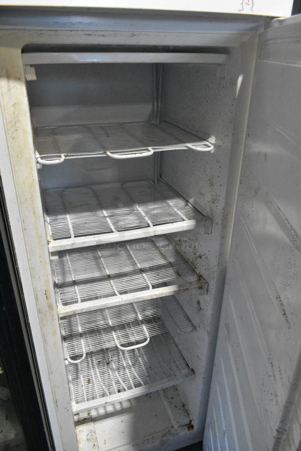 Thomson TFRF690 Metal Single Door Reach In Freezer. 115 Volts, 1 Phase. Tested and Working! - Image 2 of 4
