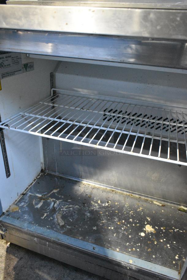 Maxx Cold MXCR60S Stainless Steel Commercial Sandwich Salad Prep Table Bain Marie. 115 Volts, 1 Phase. Tested and Working! - Image 3 of 6