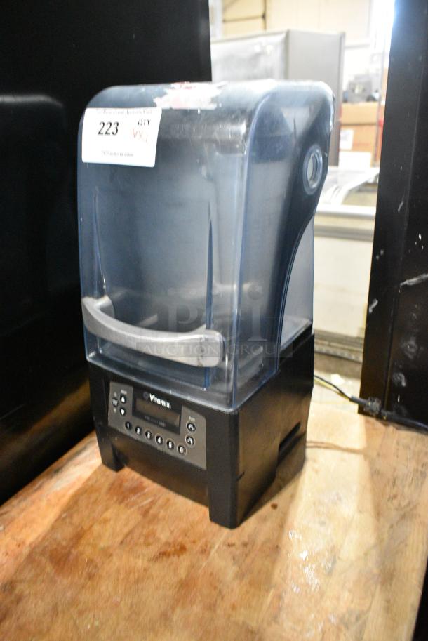 Vita-Mix VM0145 Metal Commercial Countertop Blender w/ Pitcher and Enclosure. 120 Volts, 1 Phase. Tested and Powers On But Parts Do Not Move - Image 2 of 4