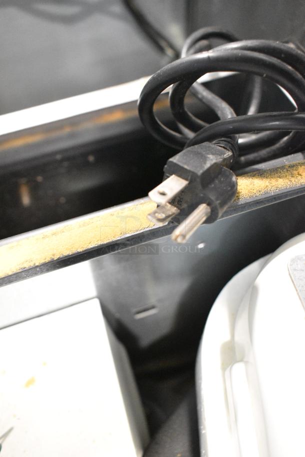 Ice-O-Matic GEMD270A Metal Commercial Countertop Ice and Water Dispenser. 115 Volts, 1 Phase. - Image 4 of 4