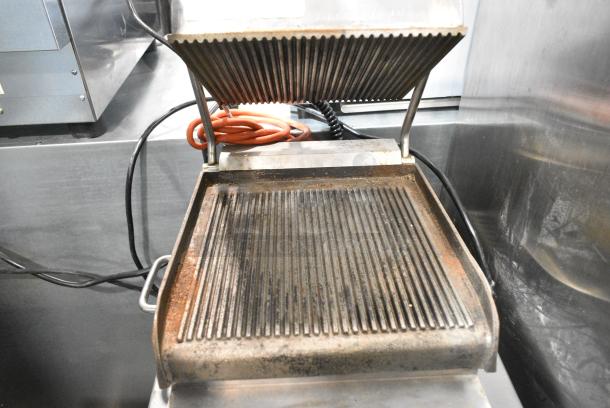 Star GX10IG Metal Commercial Countertop Panini Press. 115 Volts, 1 Phase. Tested and Working! - Image 2 of 4