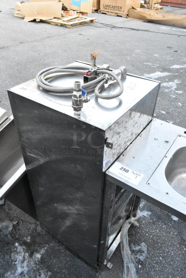 Stainless Steel Commercial Unit. Appears to be a Liquid Transfer, Possibly for Fryer Oil - Image 2 of 4