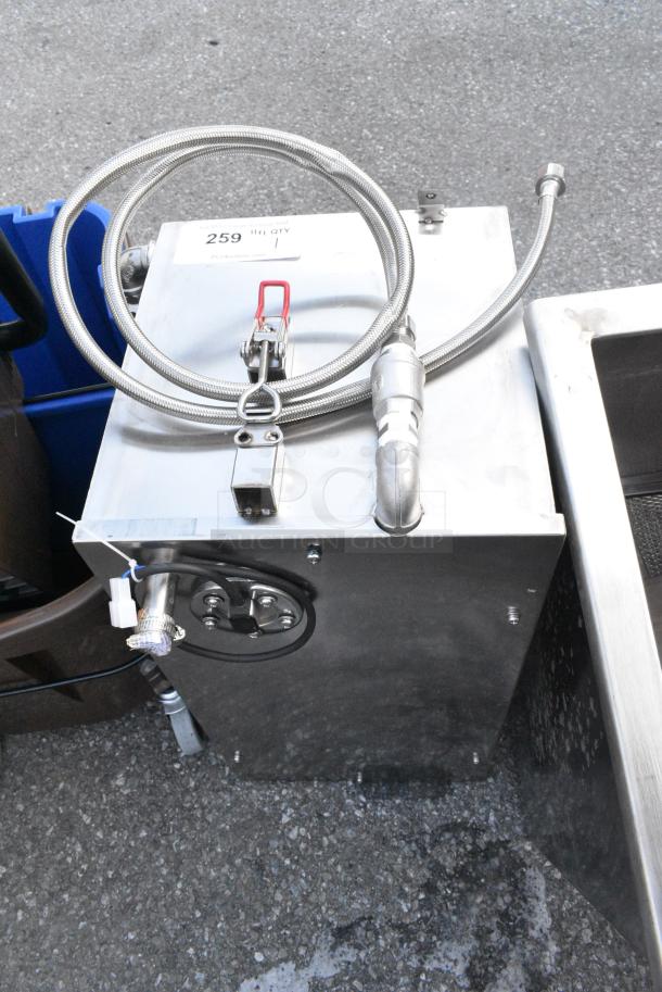 Stainless Steel Commercial Unit. Appears to be a Liquid Transfer, Possibly for Fryer Oil - Image 2 of 3