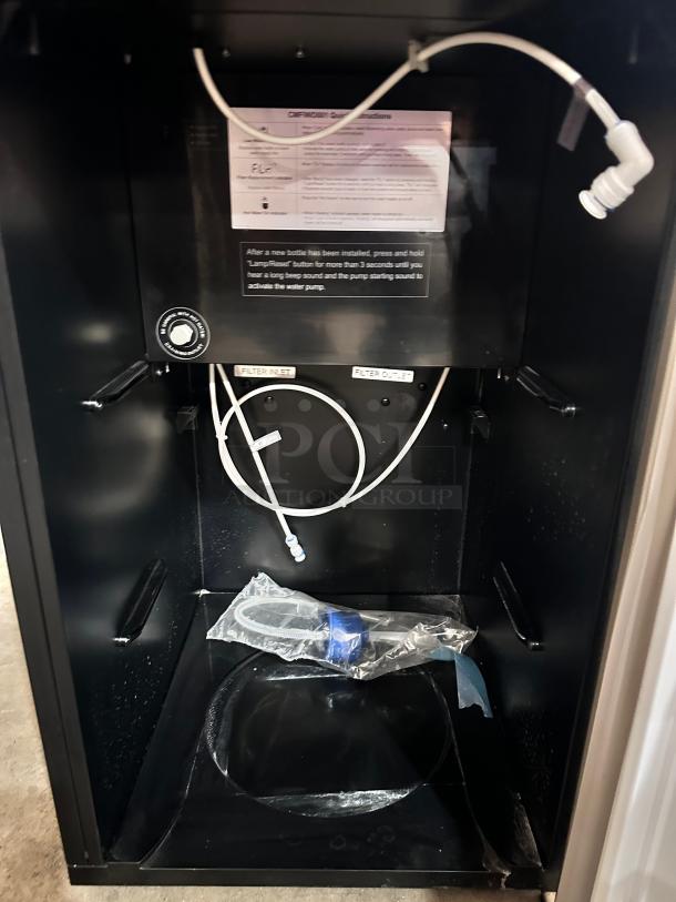 New Crystal Mountain CMFIWD001 Water Dispenser  Cooler With Ice Machine 115volt Tested and Working! - Image 5 of 10