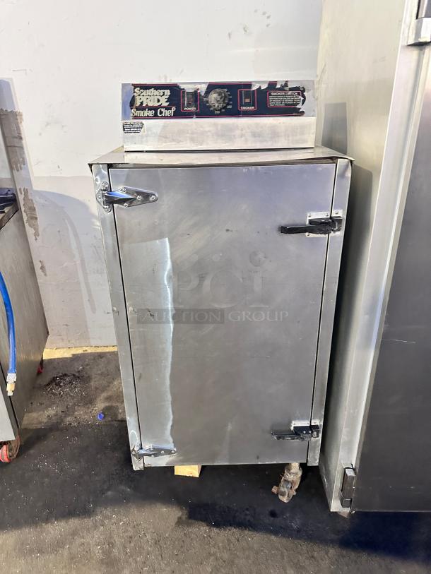 Excellent SOUTHERN PRIDE SC-200 Smoke Chef Commercial Smoker Cook and Hold Oven 220volt Tested and Working! - Image 1 of 7
