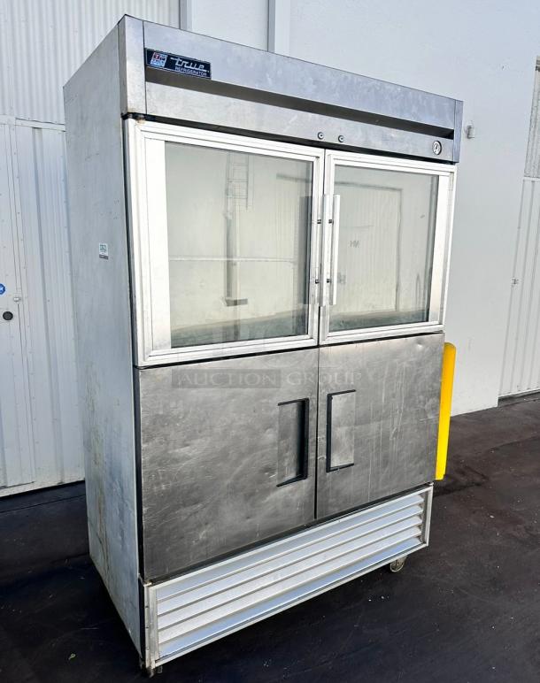 True T-49 Commercial Two Door Refrigerated 115 Volt Tested and Working! - Image 4 of 7
