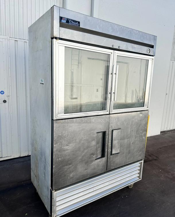 True T-49 Commercial Two Door Refrigerated 115 Volt Tested and Working! - Image 6 of 7