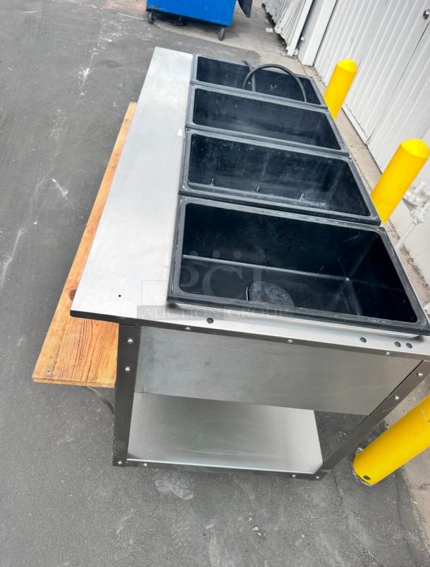Late Model Serve Well Commercial 4 Bay Electric Steam Table 220volt Tested and Working! - Image 5 of 6