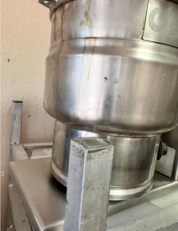 Groen Commercial 10 Gal Tilted Kettle Tested and Working! - Image 8 of 11