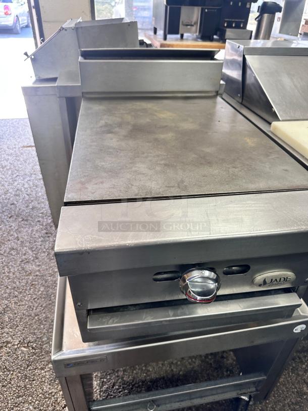 Nice Jade Commercial 18" Gas Griddle Tested and Working! - Image 4 of 9