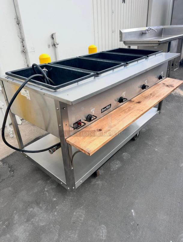 Excellent Vollrath 38214 60" Hot Food Table w/ (4) Wells & Undershelf, 220v Tested and Working! - Image 2 of 7