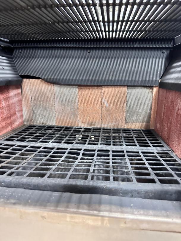 Outstanding Aztec St-36 36" Commercial Wood Burning Grill - Image 3 of 11