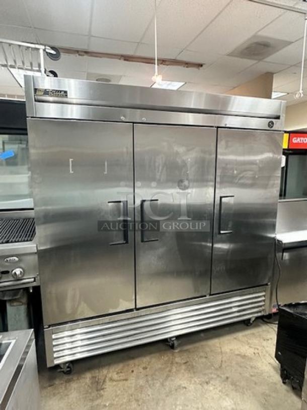 True T-72F Commercial Three Door Freezer 115v Tested and Working! - Image 2 of 9