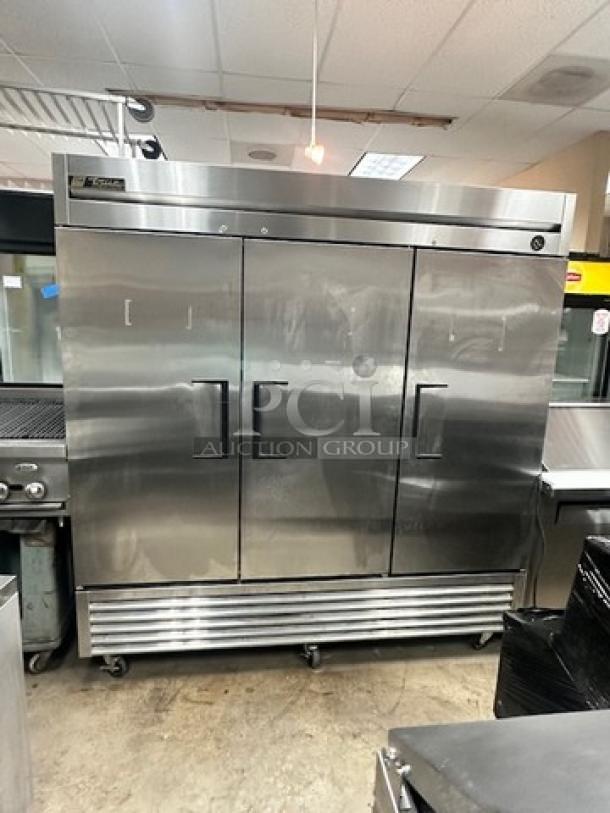 True T-72F Commercial Three Door Freezer 115v Tested and Working! - Image 3 of 9