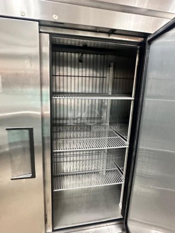 True T-72F Commercial Three Door Freezer 115v Tested and Working! - Image 7 of 9