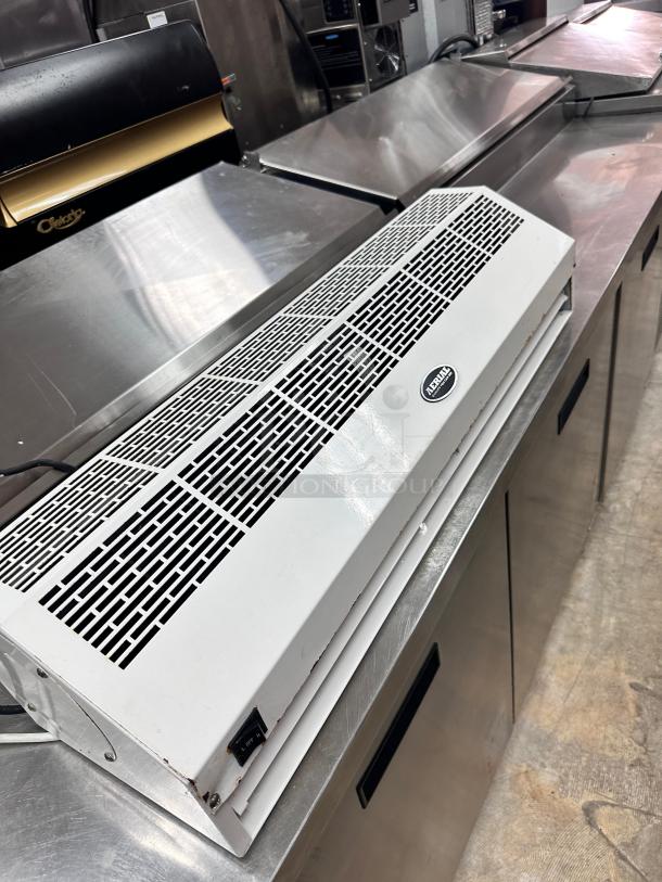 Nice Aerial 36" Commercial Air Curtain 115volt Tested and Working! - Image 1 of 9