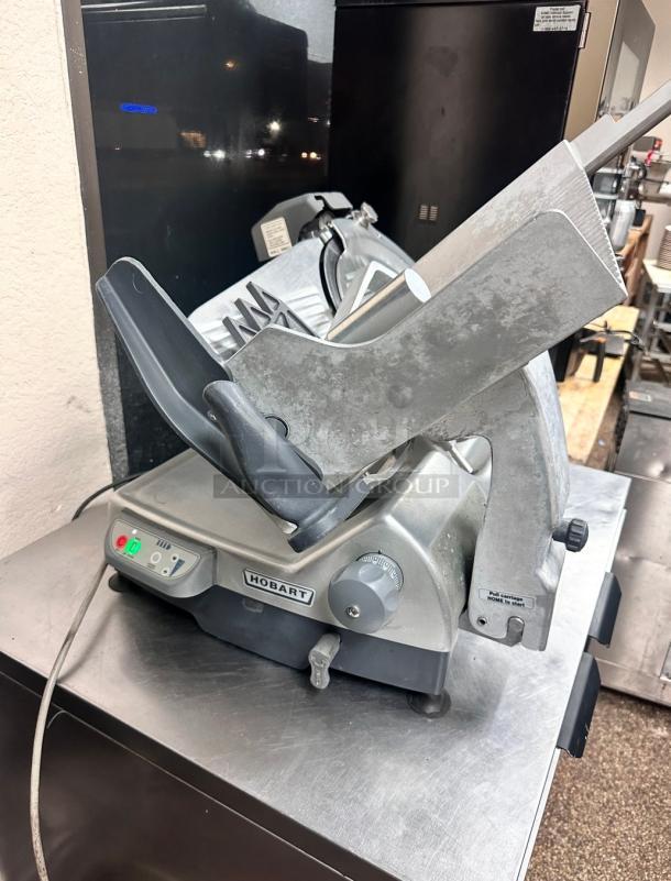 Excellent Hobart Automatic Commercial Slicer 115 Volt Tested and Working! - Image 1 of 4