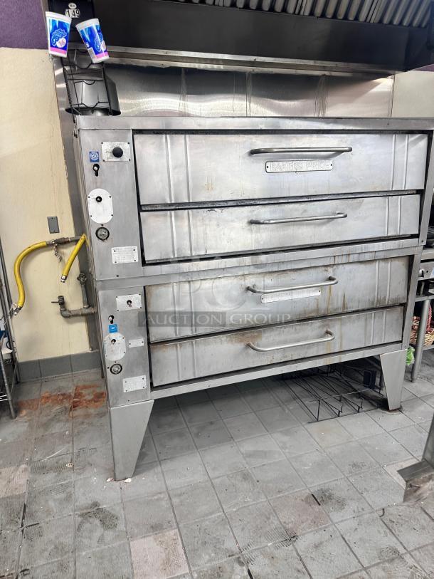 Nice Bakers Pride Commercial Gas Pizza oven Tested and Working! - Image 3 of 4