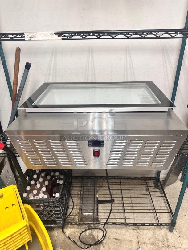 Nice Commercial Glass Door Ice Cream Display Freezer 115v Tested and Working! - Image 3 of 3