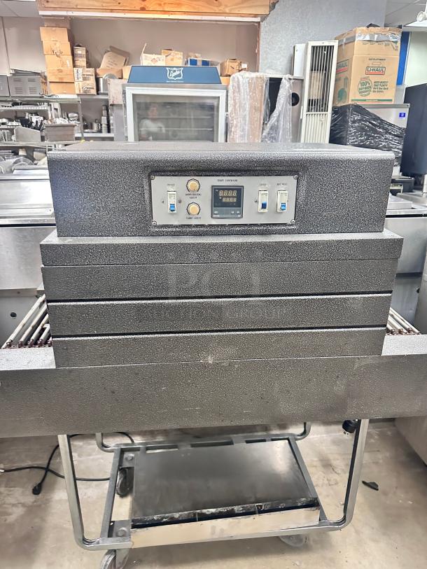 Commercial  SHRINK TUNNELS Screen Conveyor Heat Shrink Packaging Machine PP POF PVC film Shrink Packaging Machine 220Volt Tested and Working! - Image 5 of 10