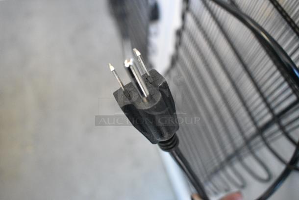 BRAND NEW SCRATCH AND DENT! Galaxy 177GDN5RBW Metal Commercial Single Door Reach In Cooler Merchandiser with Red, White, and Blue LED Lighting. 110-120 Volts, 1 Phase. Tested and Working! - Image 4 of 5
