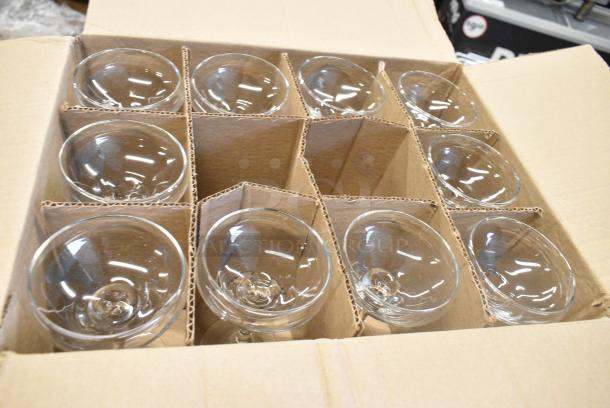 BRAND NEW SCRATCH AND DENT! Box of 10 Acopa 5535441 8.5 oz. Coupe Cocktail Glass - Image 3 of 5