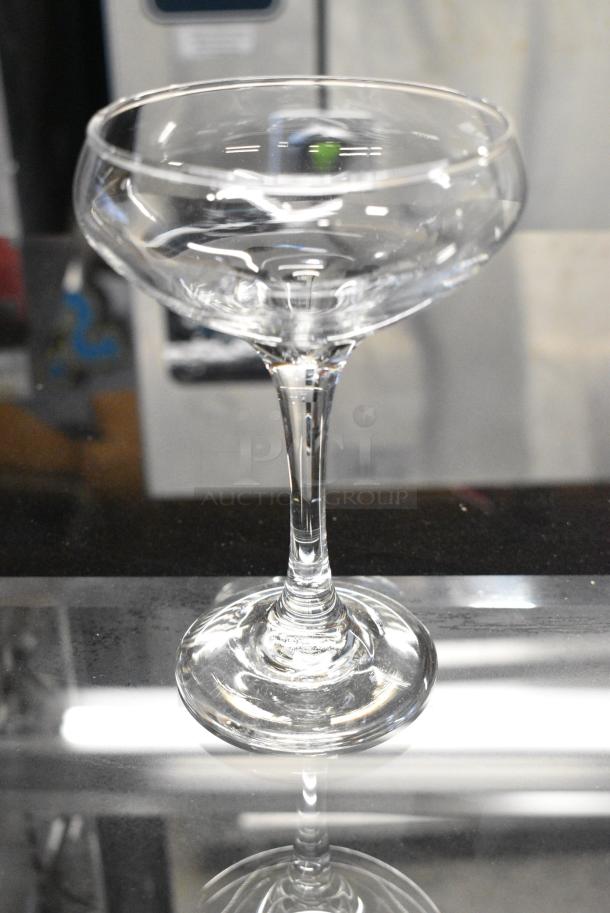 BRAND NEW SCRATCH AND DENT! Box of 10 Acopa 5535441 8.5 oz. Coupe Cocktail Glass - Image 4 of 5