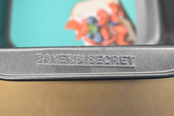 BRAND NEW SCRATCH AND DENT! Box of 12 Bakers Secret BS10201 Loaf Pan - Image 5 of 7