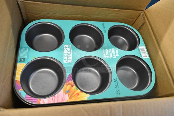 2 BRAND NEW SCRATCH AND DENT! Box of 12 Baker's Secret BS10212 6 Cup Texas Muffin Pans. 2 Times Your Bid! - Image 3 of 6