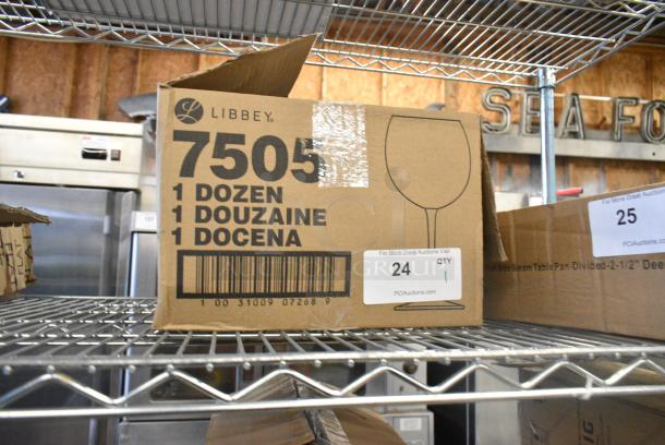 BRAND NEW SCRATCH AND DENT! Box of 12 Libbey 7505 Vina 18.25 oz. Customizable Balloon Wine / Cocktail Glass - Image 2 of 5