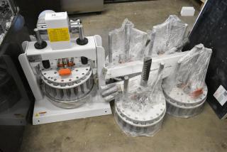 BRAND NEW SCRATCH AND DENT! Estella 348MDD36 Manual Dough Divider - 6.6 lb. Capacity, Comes w/ 4 Extra Dividers. 36 Part.