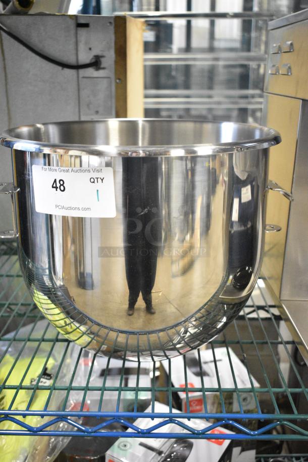 BRAND NEW SCRATCH AND DENT! Stainless Steel Mixing Bowl. - Image 1 of 3