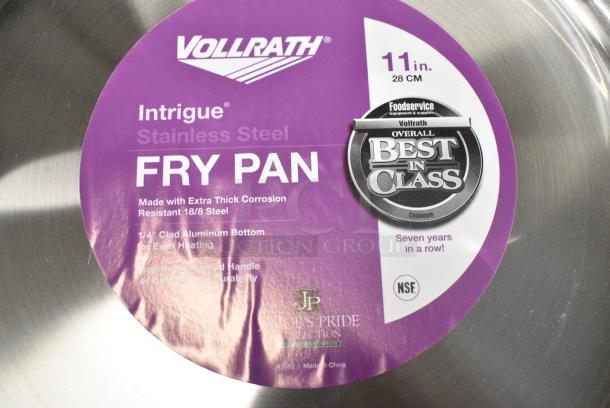 BRAND NEW SCRATCH AND DENT! Vollrath 47752 Intrigue 10 15/16" Stainless Steel Fry Pan with Aluminum-Clad Bottom - Image 5 of 6
