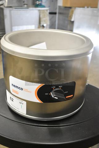 BRAND NEW SCRATCH AND DENT! 2024 Nemco 6103A Metal Commercial Countertop Soup Kettle Food Warmer. 120 Volts, 1 Phase. Tested and Working!