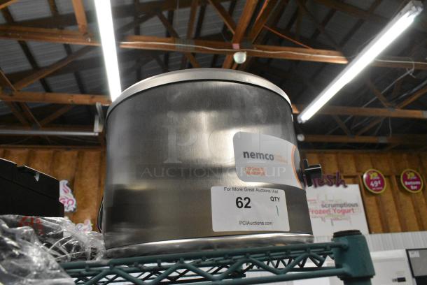 BRAND NEW SCRATCH AND DENT! 2024 Nemco 6103A Metal Commercial Countertop Soup Kettle Food Warmer. 120 Volts, 1 Phase. Tested and Working! - Image 2 of 8