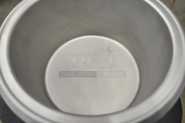 BRAND NEW SCRATCH AND DENT! 2024 Nemco 6103A Metal Commercial Countertop Soup Kettle Food Warmer. 120 Volts, 1 Phase. Tested and Working! - Image 6 of 8