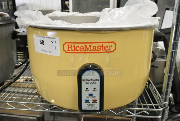 BRAND NEW SCRATCH AND DENT! Town RiceMaster 57155 110 Cup (55 Cup Raw) Electronic Rice Cooker / Warmer. 230 Volts, 1 Phase. - Image 1 of 7