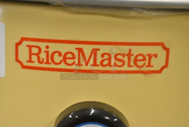 BRAND NEW SCRATCH AND DENT! Town RiceMaster 57155 110 Cup (55 Cup Raw) Electronic Rice Cooker / Warmer. 230 Volts, 1 Phase. - Image 2 of 7